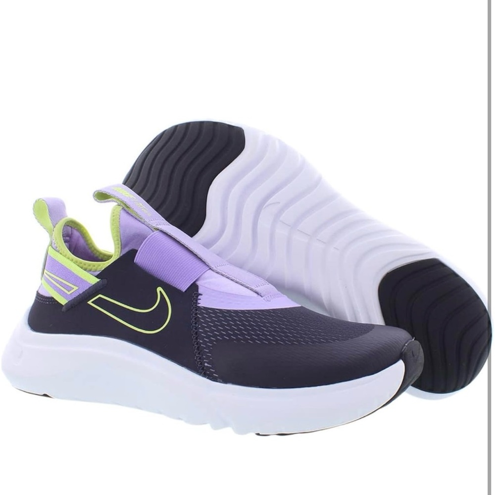 Kids Nike shoes 11C